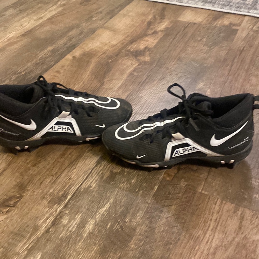 Men’s Nike football cleats